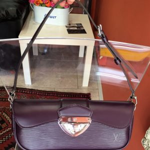 Louis Vuitton Rubis Epi Leather Montaigne Clutch