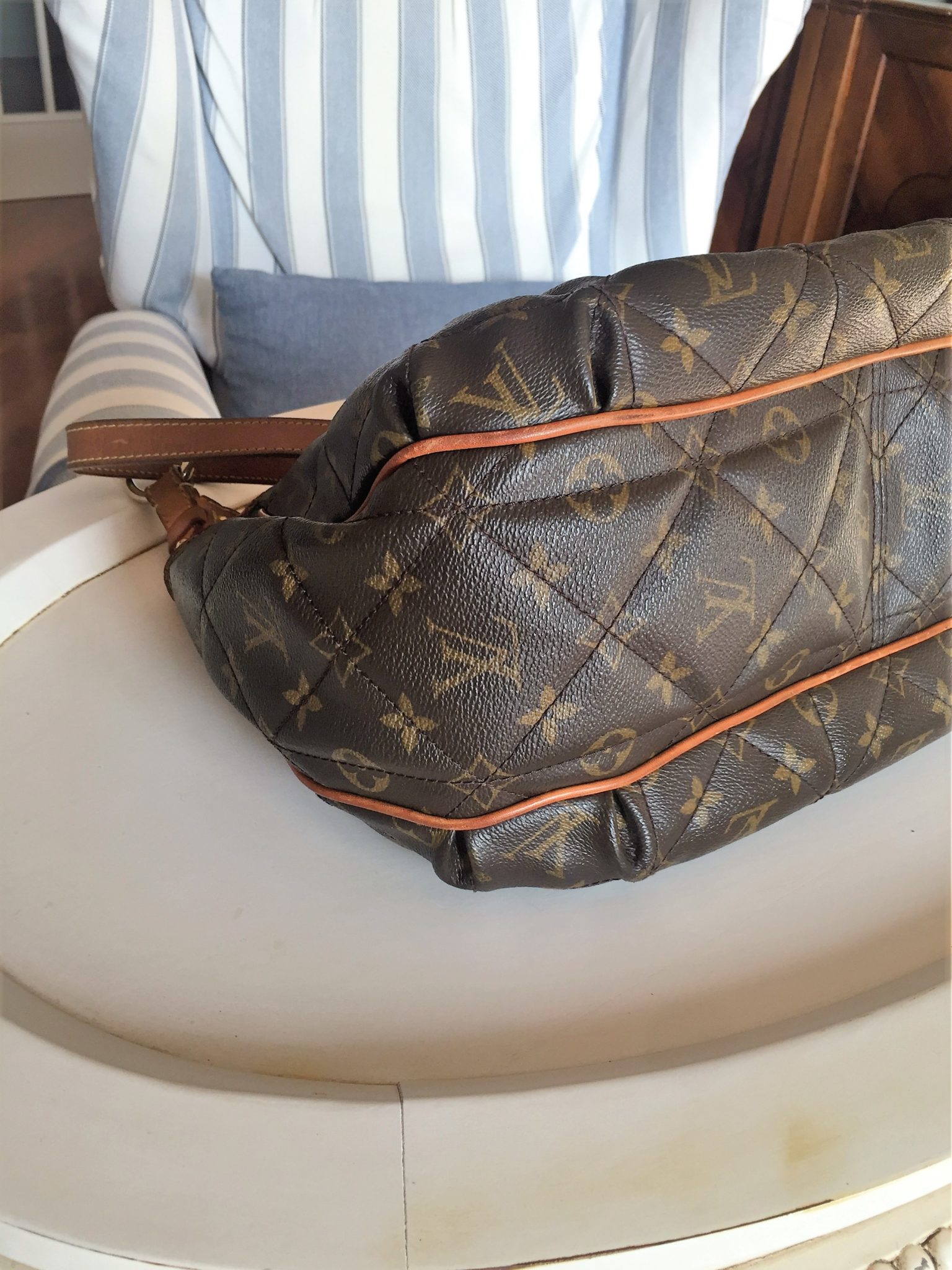 Josh - Back - Louis - Monogram - Vuitton - M41530 – Precio de los bolsos  Louis Vuitton Sologne de segunda mano - Macassar - LOUIS VUITTON Estrela GM  Monogram Canvas Shoulder Bag Limited Edition - Pack