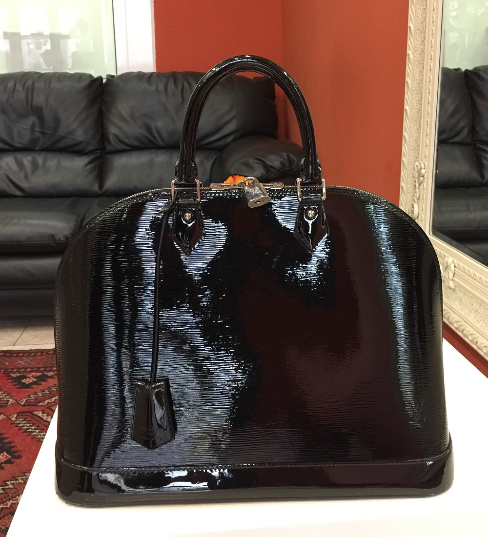 Louis Vuitton Ivorie Alma GM Bag