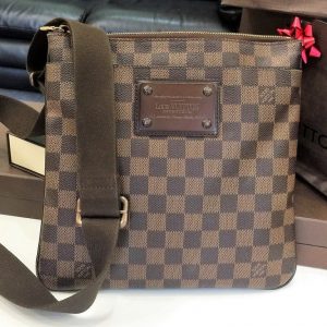 vuitton brooklyn crossbody bag