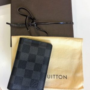 vuitton organizer wallet