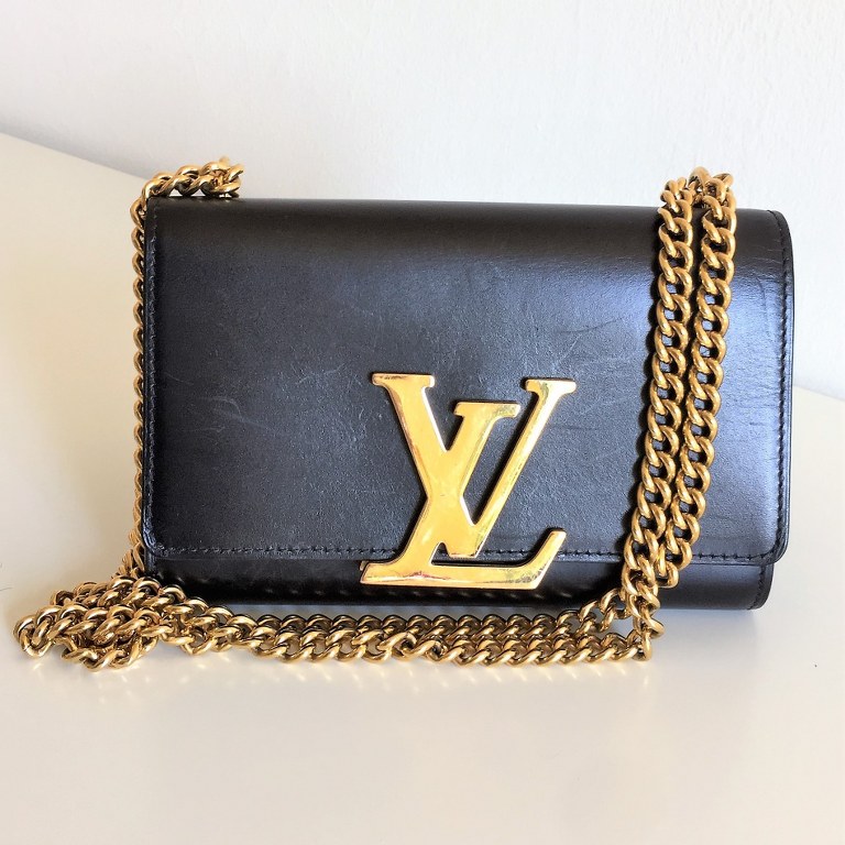 Louis Vuitton Chain Louise Pochette Bag