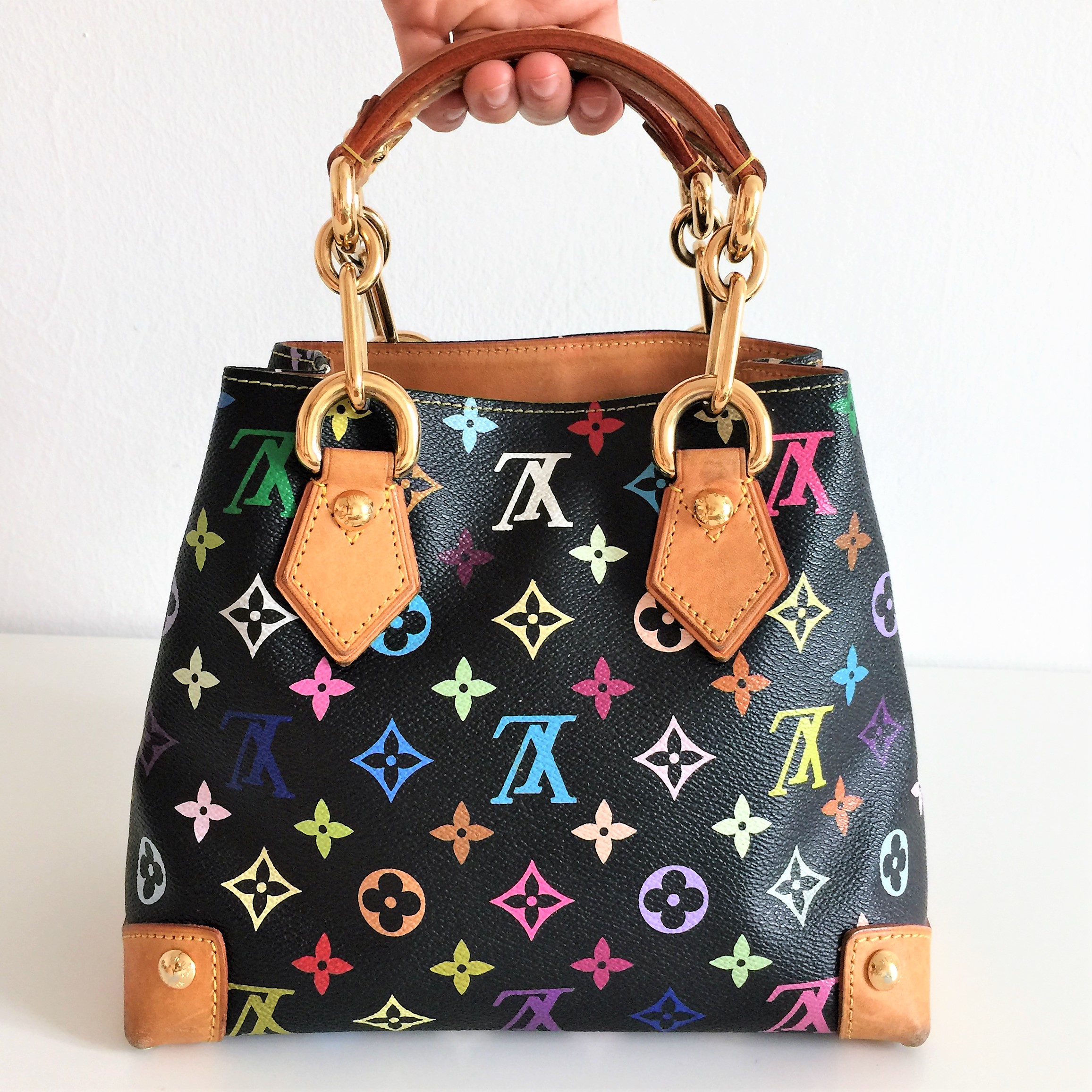 Sold at Auction: AUTHENTIC LOUIS VUITTON VIVA CITE MM MONOGRAM CANVAS  LEATHER SHOULDER BAG