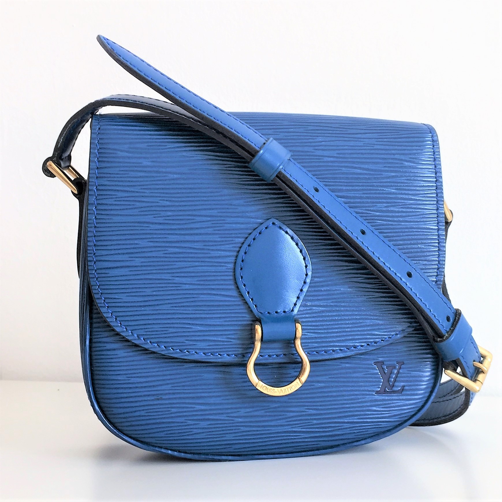 Louis Vuitton Mini Saint Cloud cross body shoulder bag in Epi Blue Leather, Pristine Condition ...