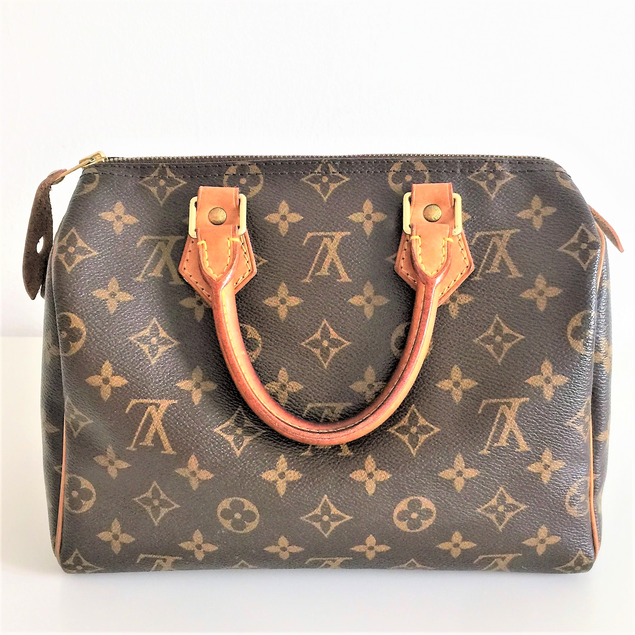 JUST IN: Louis Vuitton Tivoli PM 🤎 - WHAT 2 WEAR of SWFL